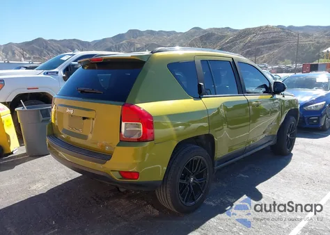 2012 Jeep Compass Sport из США, поврежденный, VIN 1C4NJCBB5CD555090